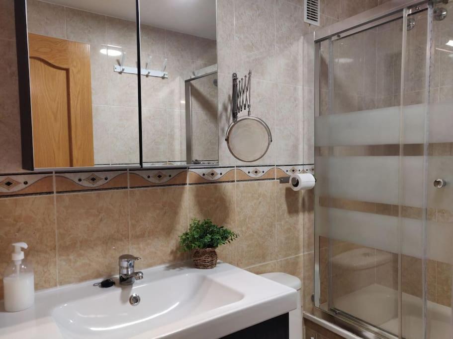 Apartamento Centrico En Fuengirola A 200 Metros De La Playa Exterior foto